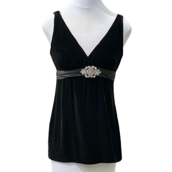 Laundry By Shelli Segal Tops - Laundry by Shelli Segal Elegant Sleeveless Top Velvet Feel Small SM  Bla…